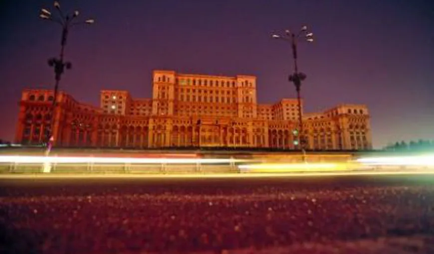 Palatul Parlamentului, Opera, Ateneul şi instituţii din 41 de oraşe sting luminile de Ora Pământului