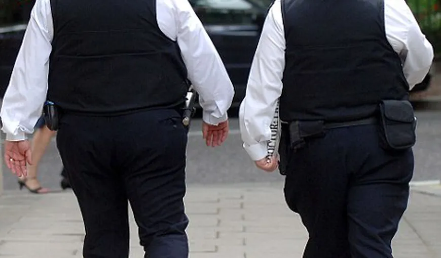 Marea Britanie vrea să taie salariile poliţiştilor supraponderali