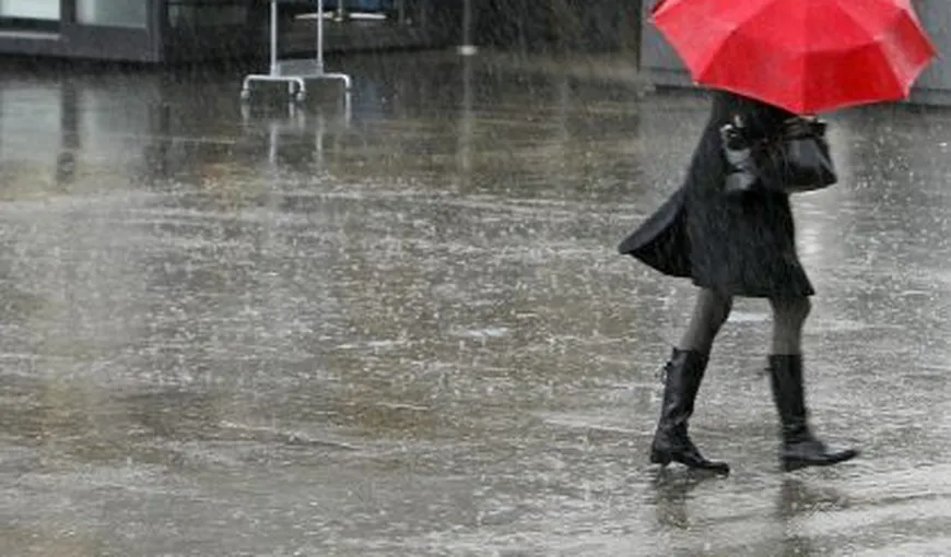 Meteorologii anunţă ploi şi vreme rea de Paşte VIDEO