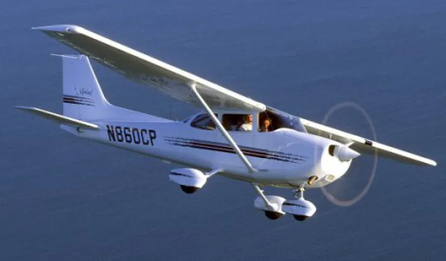 Un avionul uşor care zbura necontrolat deasupra Golfului Mexic s-a prăbuşit