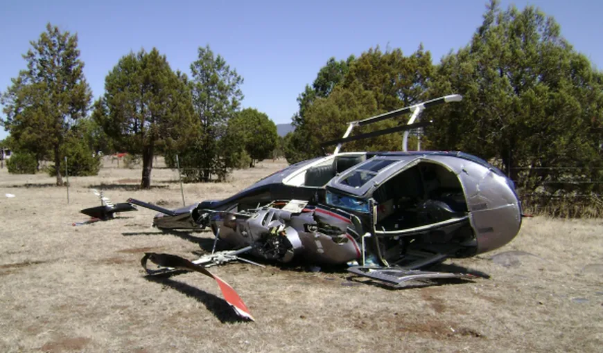 Un elicopter s-a prăbuşit în judeţul Tulcea. Cinci persoane au fost găsite carbonizate VIDEO