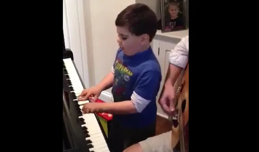 Un băiat AUTIST face senzaţie cu talentul său la pian VIDEO