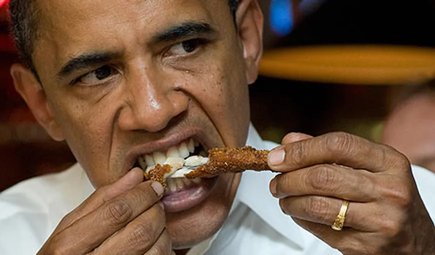 Barack Obama a mâncat carne de câine