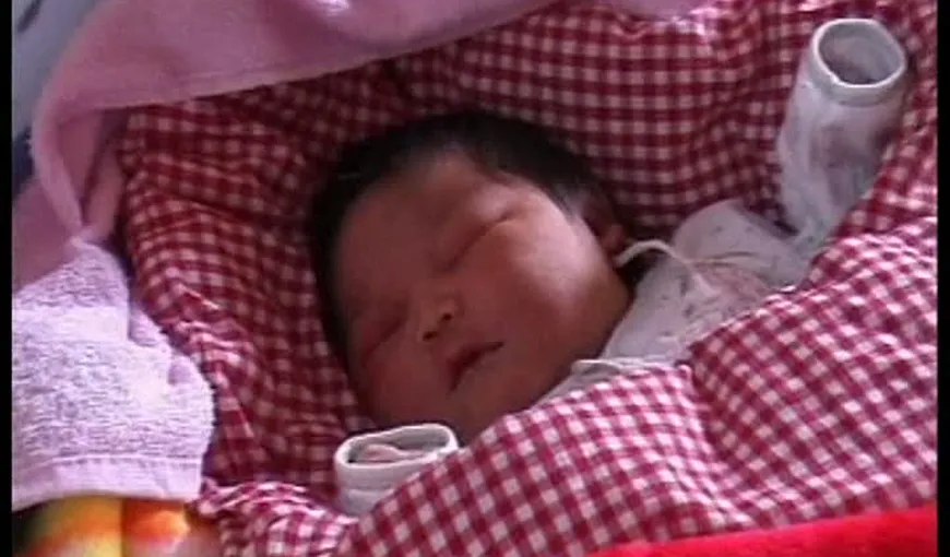Un bebeluş gigant a venit pe lume în China. Vezi cât a cântărit la naştere