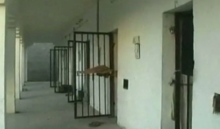 400 de deţinuţi au evadat dintr-o închisoare din Pakistan VIDEO