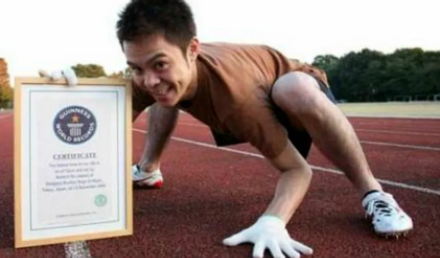 Omul-maimuţă. Un chinez deţine recordul mondial de viteză la alergat în patru labe VIDEO