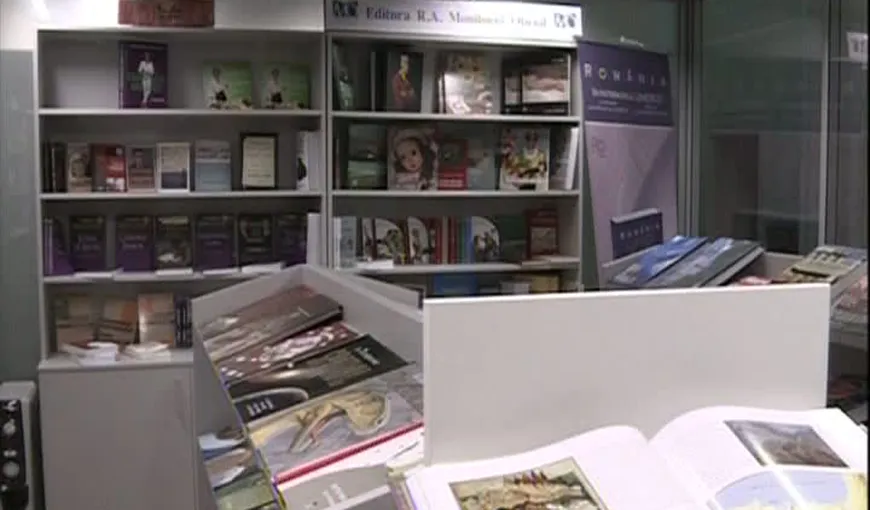 Scandal pe cărţi. O librărie a dat în judecată zeci de profesori VIDEO