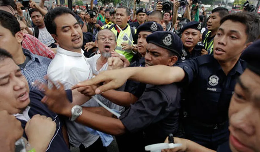 Proteste în Malaysia. Aproximativ 50 de mii de manifestanţi au cerut reforme electorale