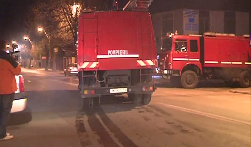 Autoturism de lux, incendiat în cartierul Militari din Capitală VIDEO