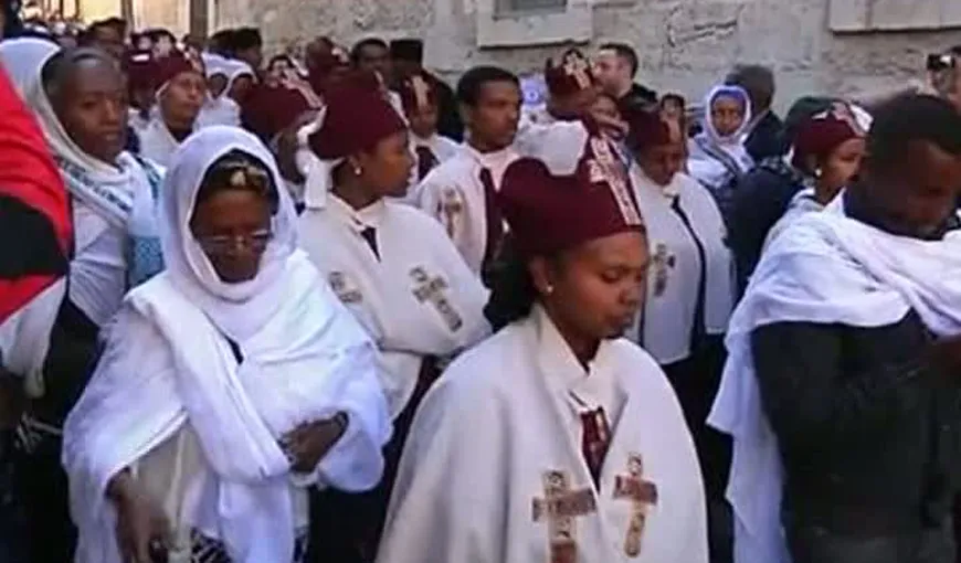 Mii de pelerini au refăcut, în Vinerea Mare, Drumul Crucii la Ierusalim VIDEO