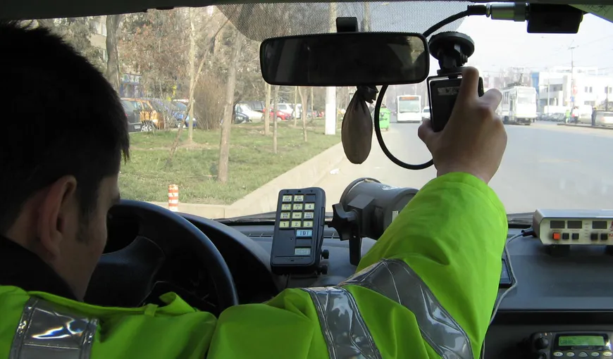 Atenţie şoferi! Poliţia va amplasa, de 1 Mai, sute de radare pe drumurile către munte şi litoral