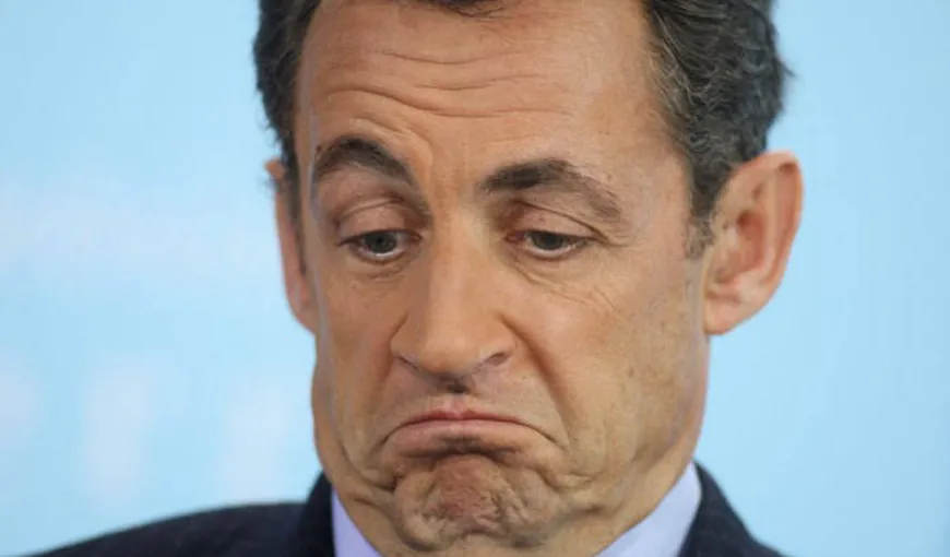 Sarkozy a spus „merci” când un tânăr l-a făcut „tâmpit”