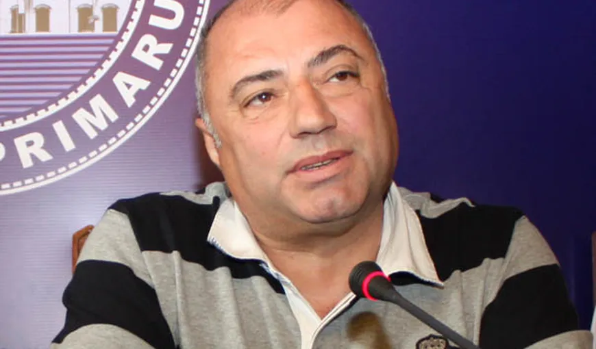 Fostul primar al Craiovei, Antonie Solomon, a demisionat din toate funcţiile deţinute în UNPR