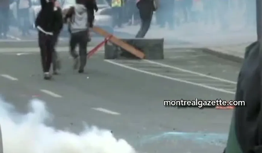 Studenţii canadienii au protestat violent la Quebec. Aproximativ 150 au fost arestaţi