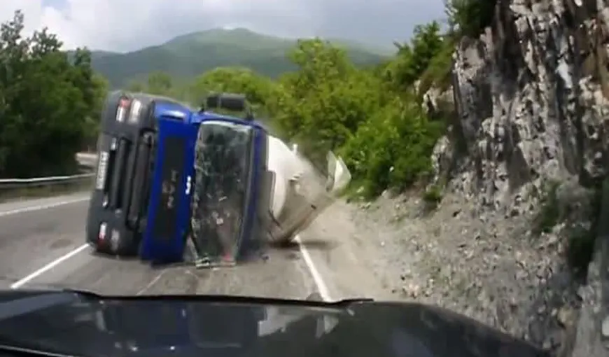 Accident filmat în timp real pe o şosea din Rusia VIDEO