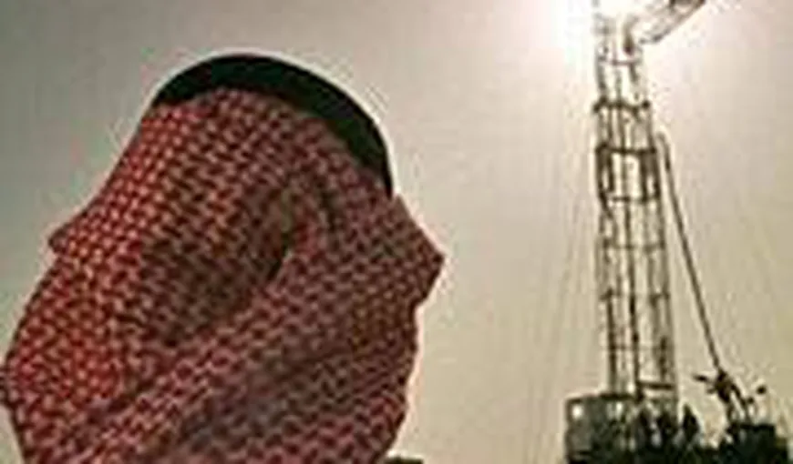 Arabia Saudită a devenit  cel mai mare producător de petrol din lume, depăşind Rusia