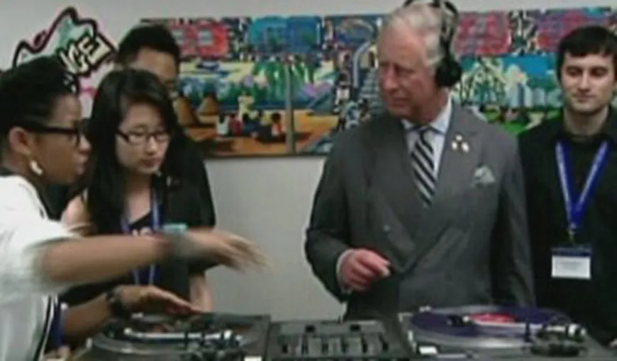 Prinţul Charles a devenit DJ în Canada VIDEO