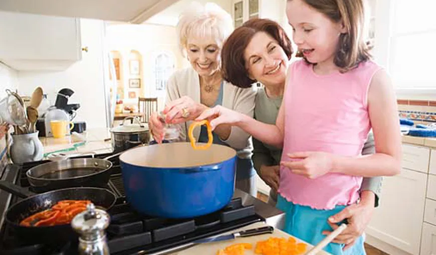 Obiceiuri care îţi vor lungi viaţa: Oamenii care gătesc trăiesc mai mult