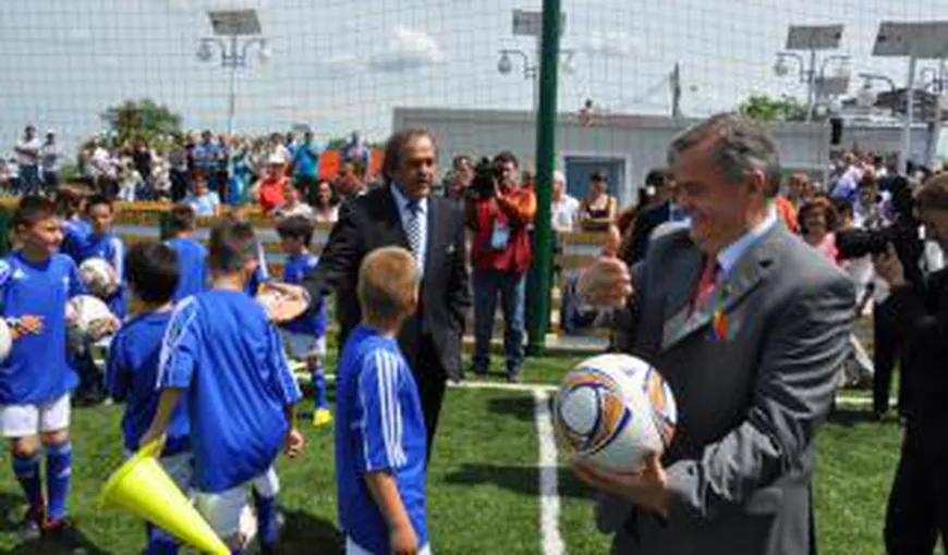 Onţanu și Platini au inaugurat terenul de fotbal sintetic din Parcul Râul Colentina