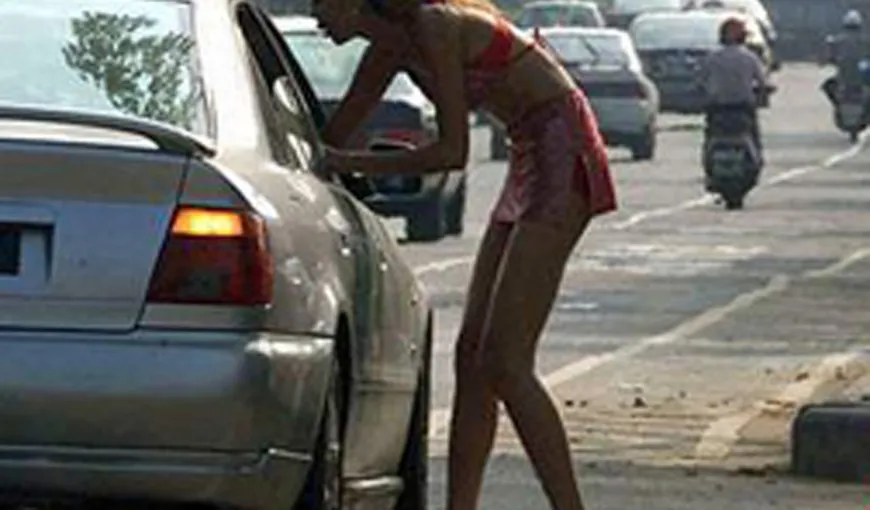O prostituată din România a băgat spaima în greci