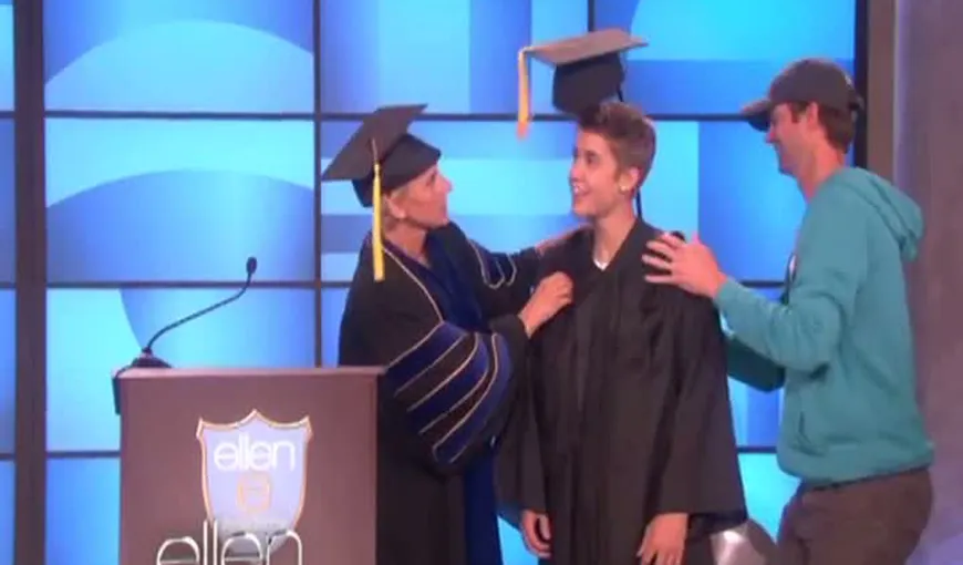 Justin Bieber a absolvit liceul. Vezi ce surpriză i-a pregătit prezentatoarea Ellen deGeneres VIDEO