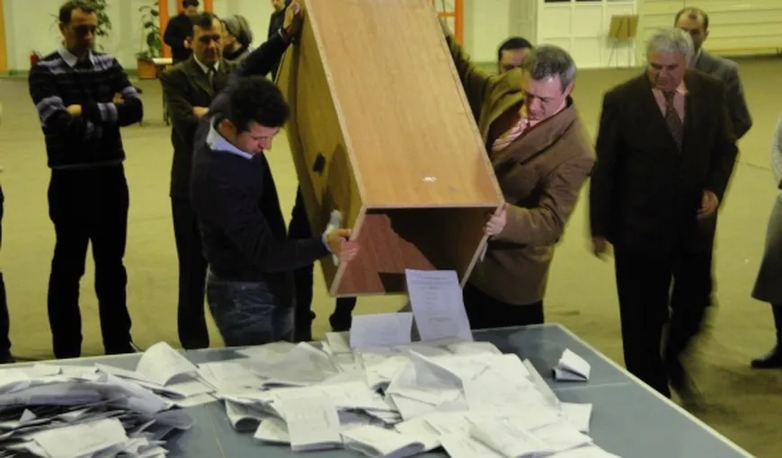 Primăria Capitalei: Iordănescu, primul pe buletinul de vot. Oprescu, pe poziţia 17
