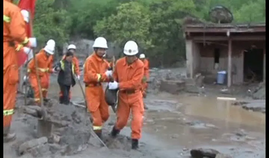 TRAGEDIE ÎN CHINA. Cel puţin 37 de oameni au murit în urma furtunilor cu grindină VIDEO