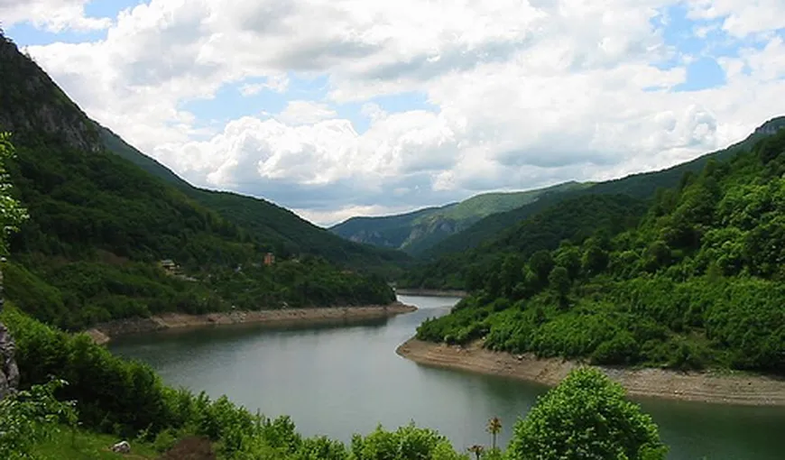 Ecosistemul Dunării, în pericol din cauza poluării cu nitraţi