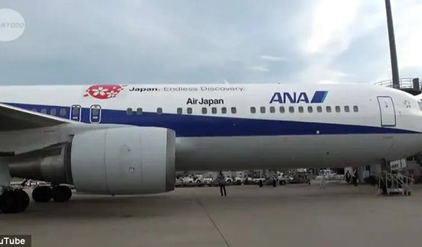 Momente de groază: Un avion a aterizat atât de urât, încât s-a îndoit fuzelajul VIDEO