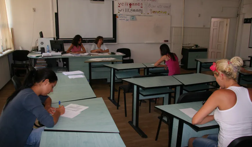REZULTATE BACALAUREAT 2012 Vâlcea: 61,70% dintre elevi au picat examenul