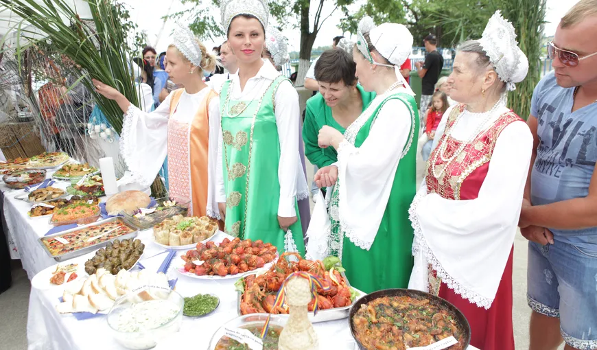 Festivalul gastronomic şi eco-cultural „D’ale Gurii Dunării”, la Muzeul Ţăranului Român