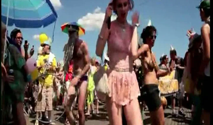 Au sărbătorit marea cu Parada Sirenelor VIDEO
