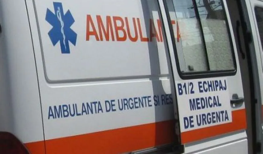 Opt pasageri ai unui microbuz care circula pe A1 au fost răniţi