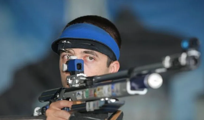 JO 2012: Alin Moldoveanu a egalat recordul olimpic şi trage cu puşca pentru aur