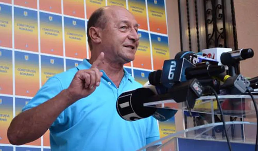 Traian Băsescu: Flacăra democraţiei a rămas aprinsă. Românii au respins lovitura de stat VIDEO