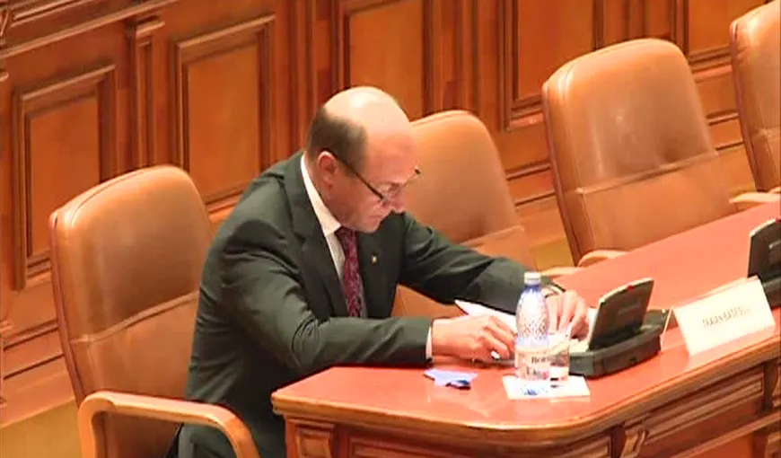 Băsescu: Avizul CCR nu constată nici o abatere a preşedintelui. Zdruncinaţi puternic statul de drept