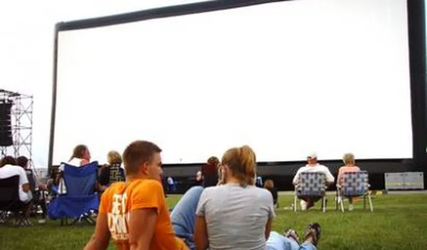 Cinema într-un parc din Bucureşti, între 18 şi 25 iulie