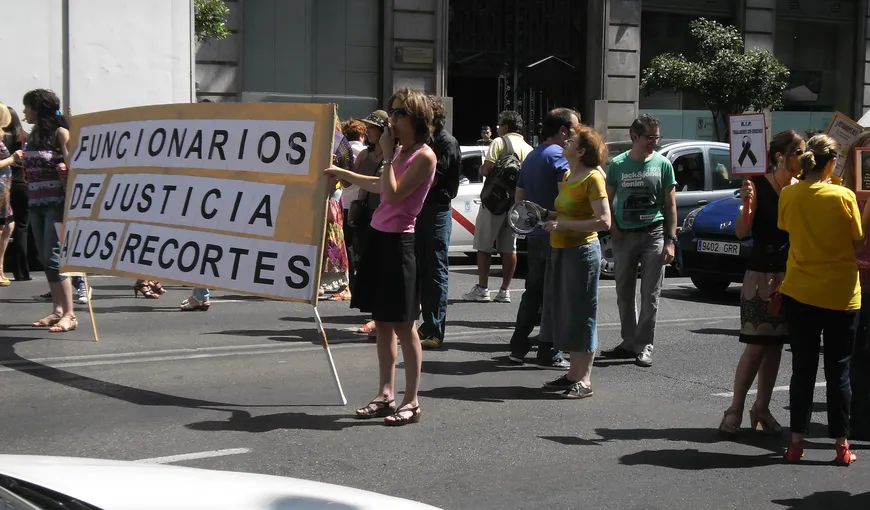 Proteste de amploare la Madrid faţă de planul de austeritate al guvernului VIDEO