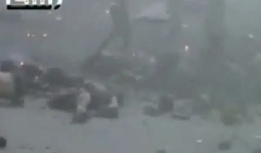 Carnagiu la Damasc! Peste 80 de morţi, după ce o rachetă a lovit un cortegiu funerar VIDEO