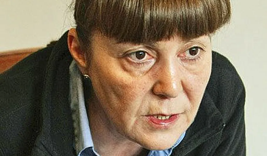 Europarlamentari ai PSD şi PNL cer demisia Monicăi Macovei din PE