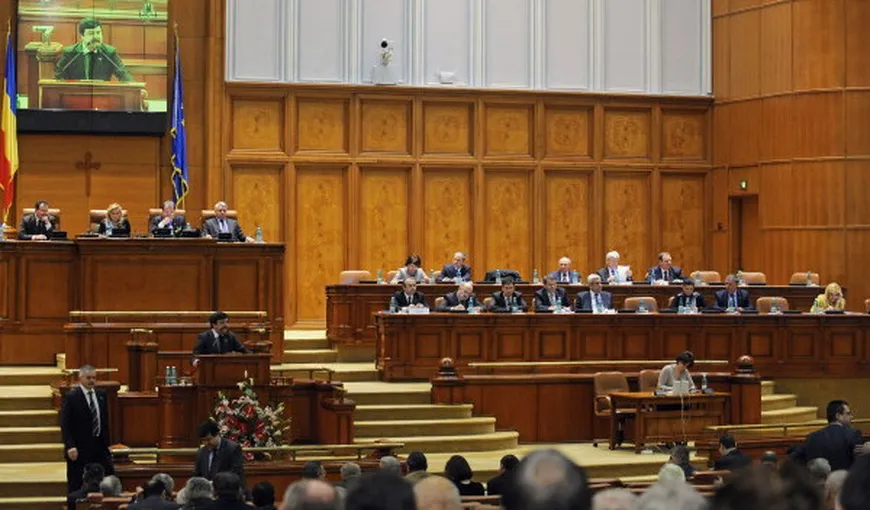 Parlamentul convocat în sesiune extraordinară pentru discursul lui Ponta