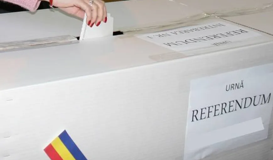 CCR: Legea referendumului, constituţională DACĂ participă jumătate plus unu dintre alegători