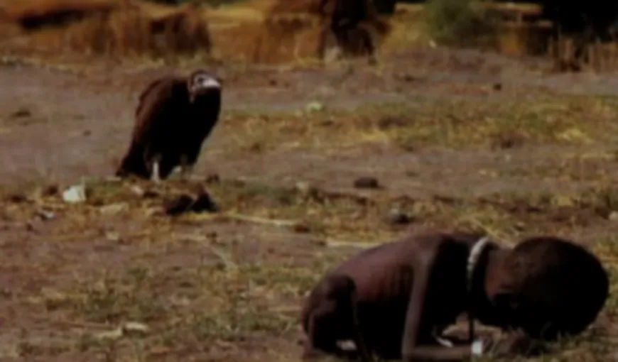 „Copilul pândit de vultur” povestea din spatele celebrei fotografii de Pulitzer a lui Kevin Carter