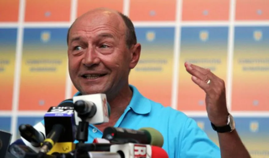 Băsescu: Nu e mai mare prostie şi ilegalitate decât scoaterea din listă a românilor din străinătate