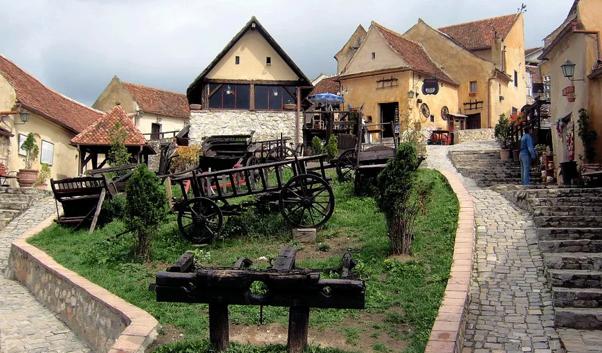 Liftul cu cremalieră spre Cetatea Râşnov a primit aprobările de la Ministerul Culturii