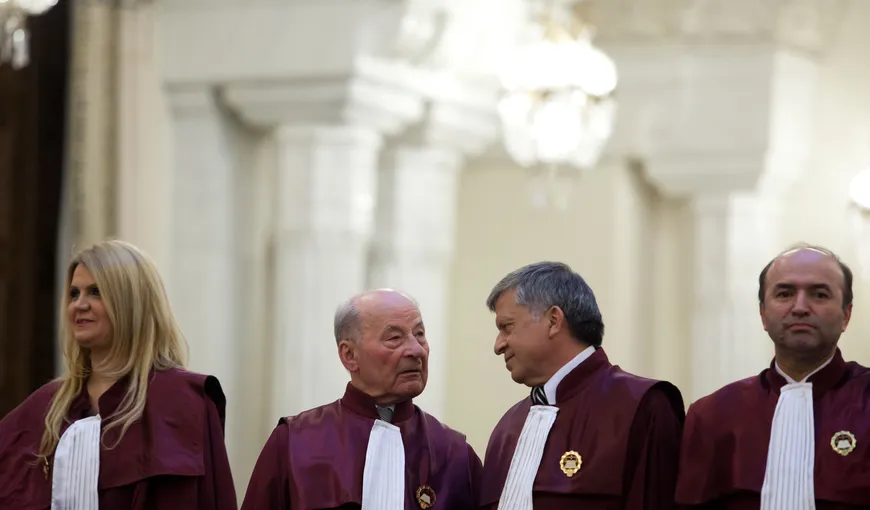 Referendum demitere Traian Băsescu. Un judecător CCR anticipa o AMÂNARE a deciziei