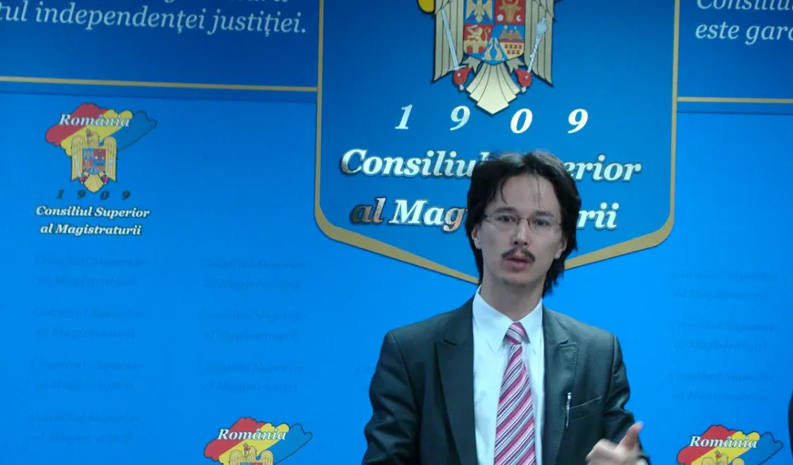 Un membru CSM îi răspunde lui Iliescu: Audierea procurorului general în Parlament este imposibilă