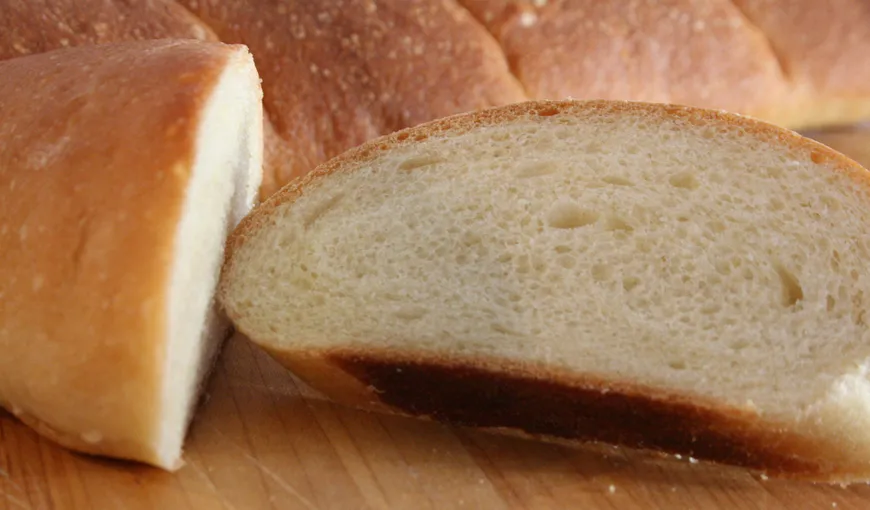 Experţi britanici: Pâinea albă nu este mai rea decât cea integrală
