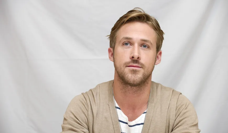 Ryan Gosling: Mă plac femeile pentru că ştiu să ascult, nu pentru că am abdomenul plat