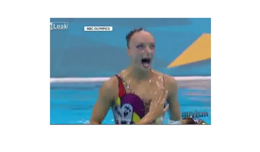 Moment HORROR la Jocurile Olimpice. O înotătoare a speriat publicul VIDEO